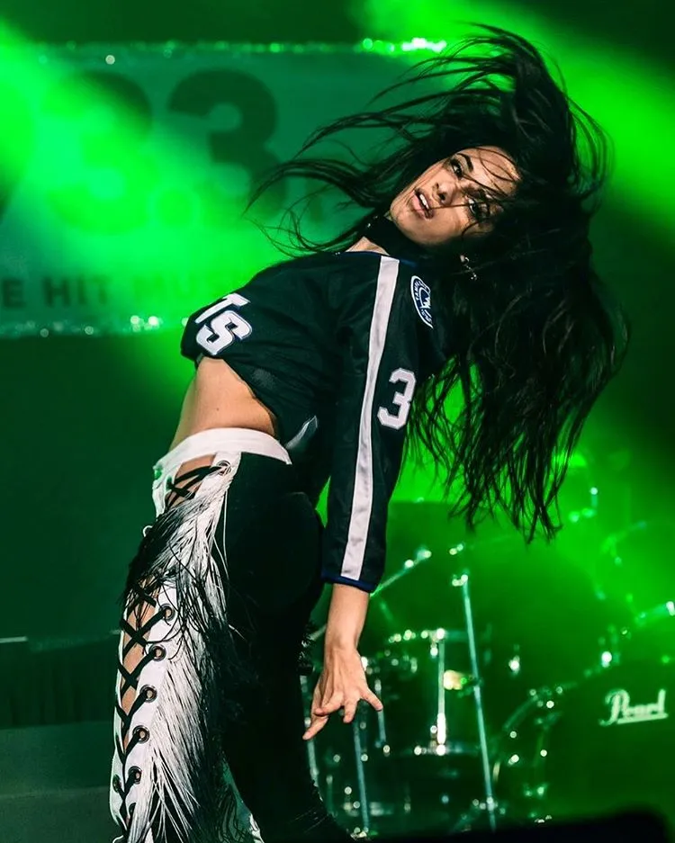 Camila Cabello ingin tuliskan lagu cinta untuk para imigran yang hidup di Amerika Serikat © instagram.com/camila_cabello