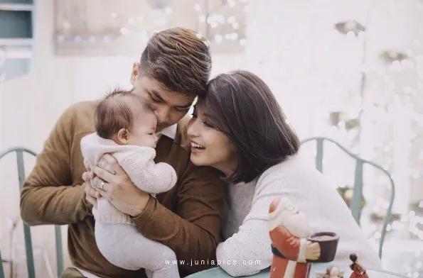 Sempat mendapat teguran karena mengajak anaknya naik pesawat, Chelsea Olivia pun memberikan penjelasannya © instagram.com/juniapics