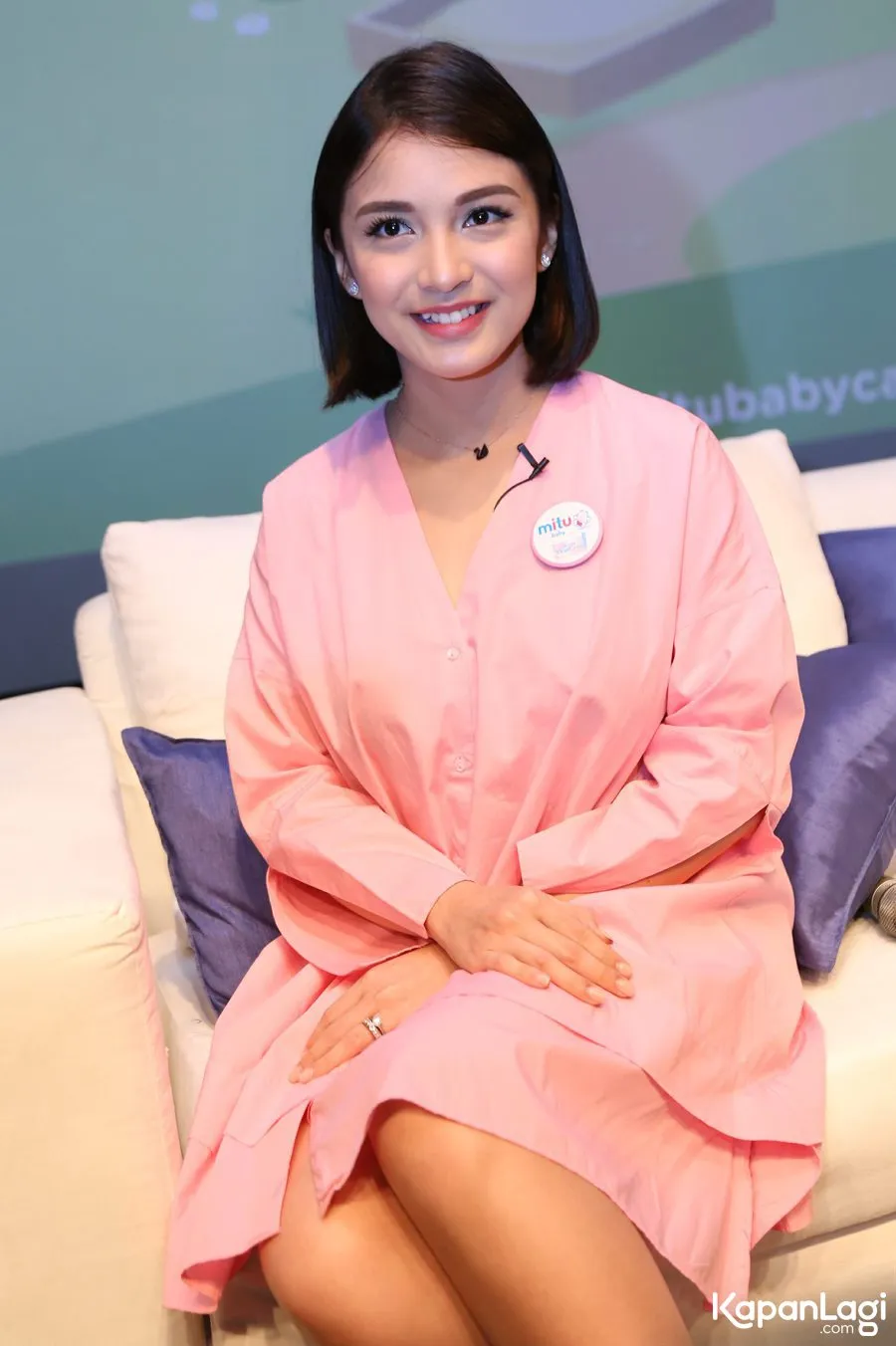 Chelsea Olivia ikut menghadiri prosesi tunangan Laudya Cynthia Bella. © KapanLagi.com/Agus Apriyanto