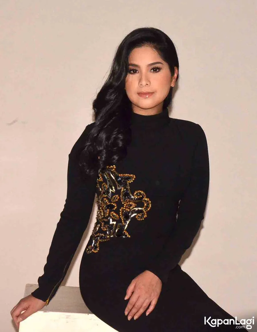 Annisa kangen jadi presenter bola lagi © KapanLagi.com®/Bayu Herdianto
