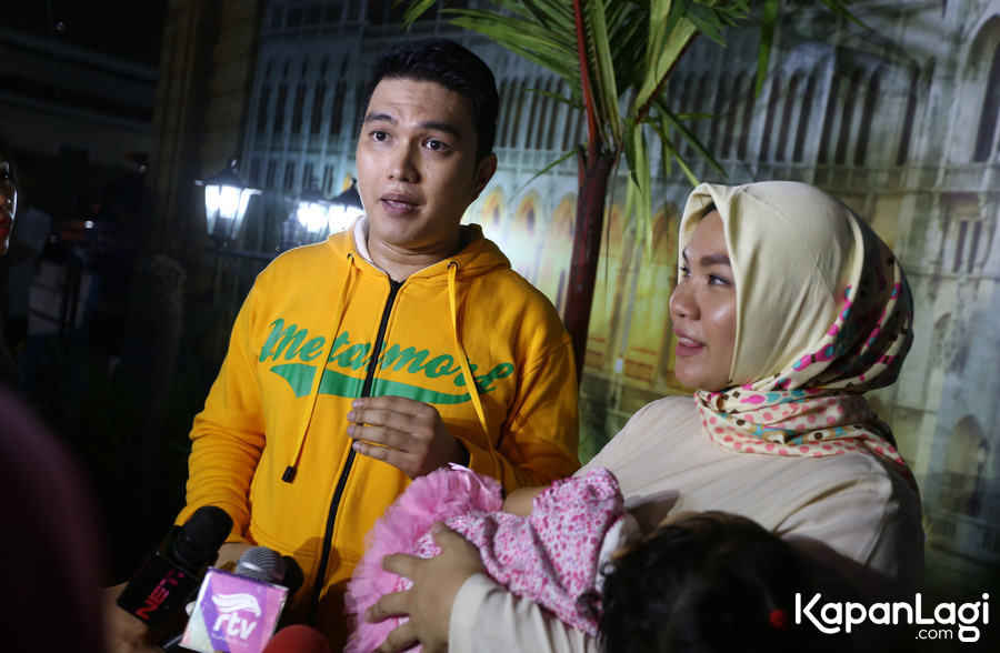 Aldi Taher akan panjatkan doa khusus untuk Julia Perez saat jalankan ibadah umrah di tanah suci nanti © KapanLagi.com/Budy Santoso