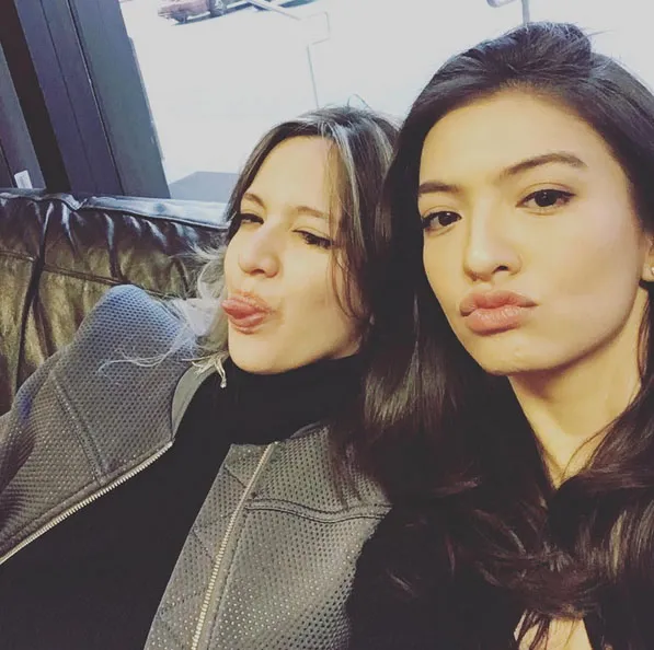 Raline Shah, tak takut menciptakan sesuatu yang baru meski hanya sebuah tren kecil © instagram.com