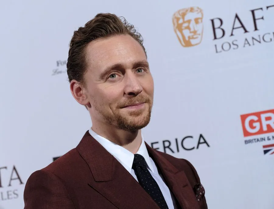 Tom Hiddleston dianggap terlalu percaya diri untuk memerankan sosok James Bond © AFP