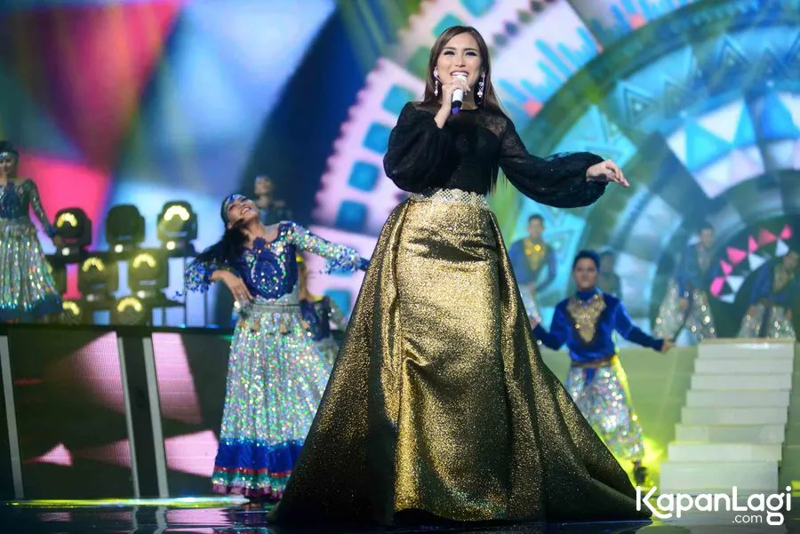 Ayu Ting Ting mengaku senang bisa masuk dua nominasi sekaligus dalam Infotainment Awards. © KapanLagi.com/Bayu Herdianto