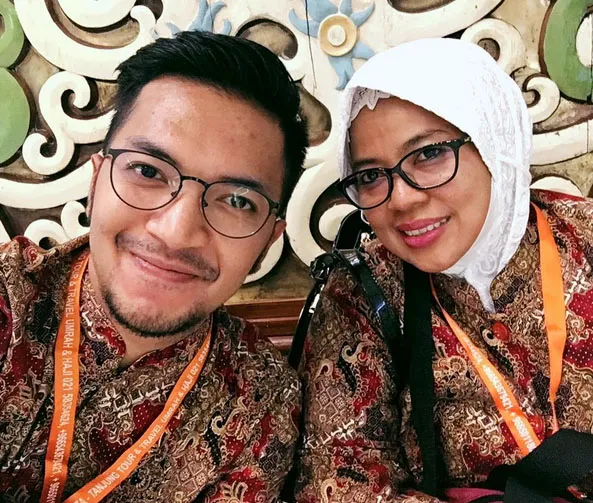 Ihsan Tarore mengatakan bahwa ibunya tak pantas dibully karena hanya dirinya yang bekerja di dunia entertain © Instagram.com