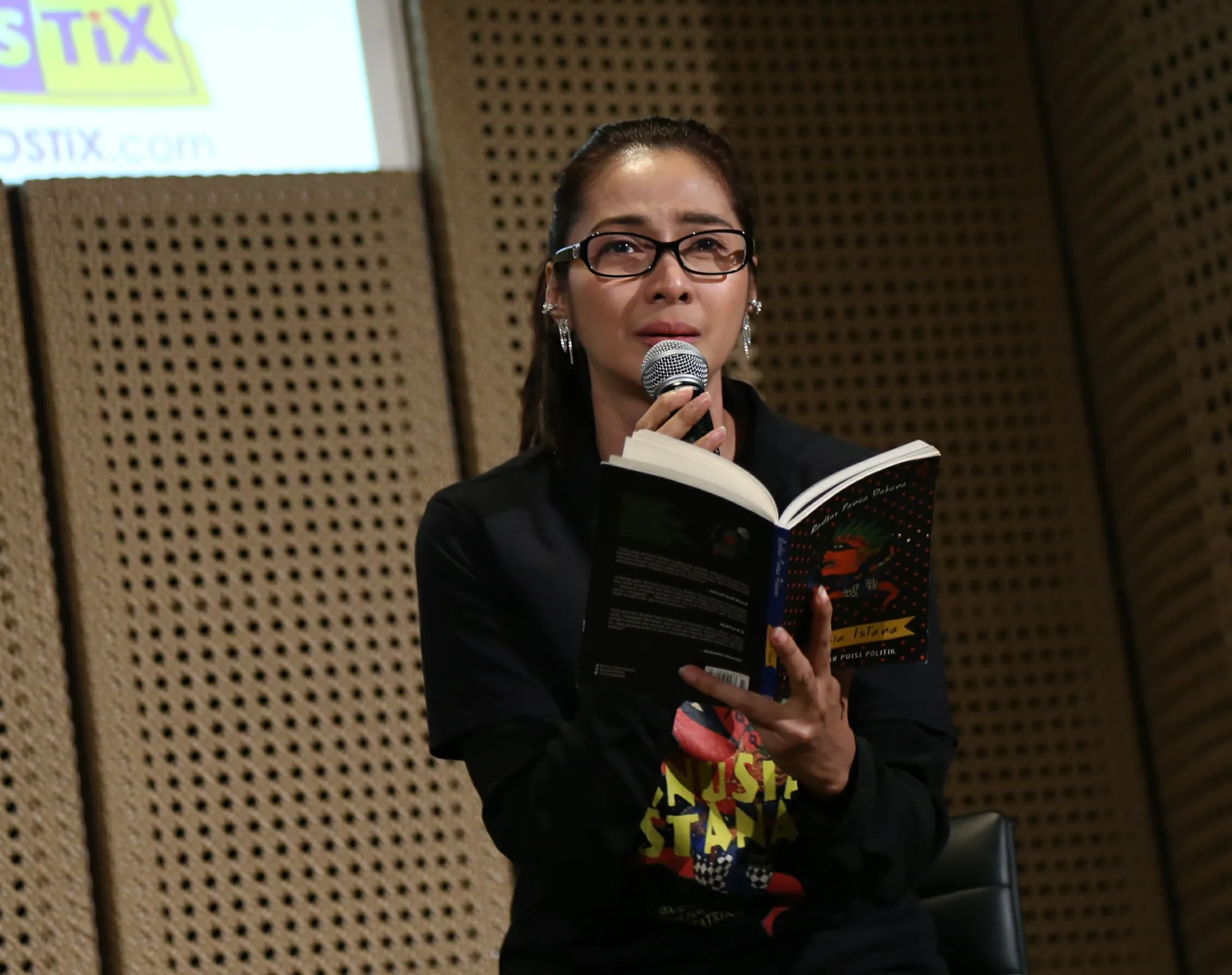 Maudy Koesnaedi mengaku tak tahu kalau sinetron 'Si Doel Anak Sekolahan' akan tayang kembali © KapanLagi.com/Agus Apriyanto