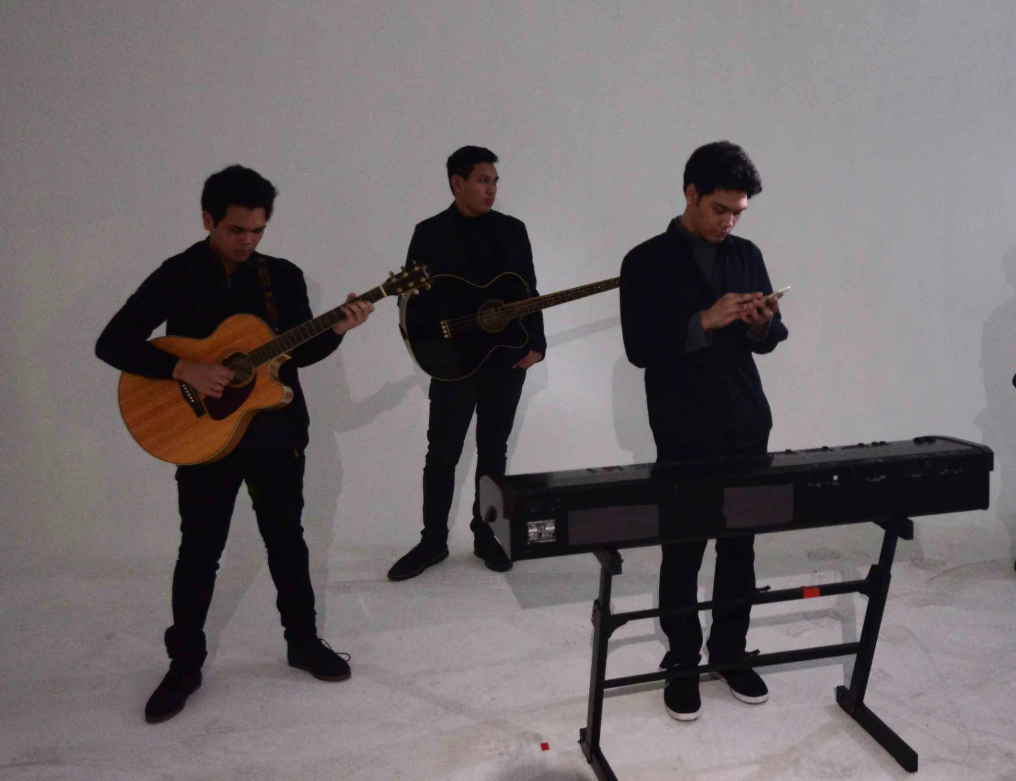 Mikha Angelo akui kalau lagu 'Berlari Tanpa Kaki' adalah lagu tersedih yang pernah ia buat © KapanLagi.com/Bayu Herdianto