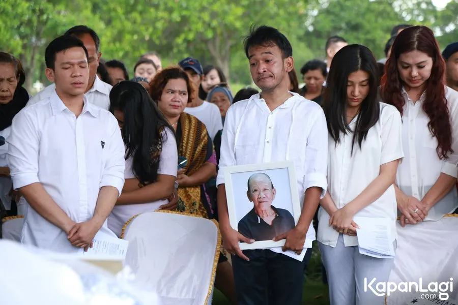 Almarhum ayah Ruben dikenal sebagai sosok yang ceria © KapanLagi.com®/Agus Apriyanto