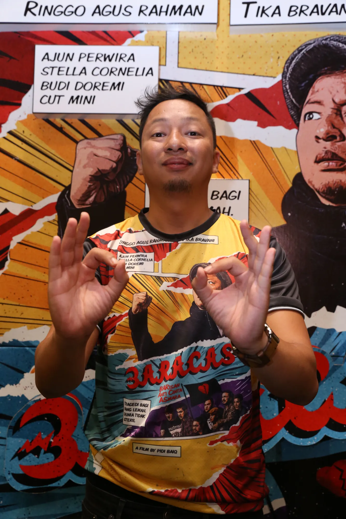 Ringgo Agus Rahman selalu menyempatkan waktu untuk video call dengan anak dan istrinya © KapanLagi.com/Bayu Herdianto