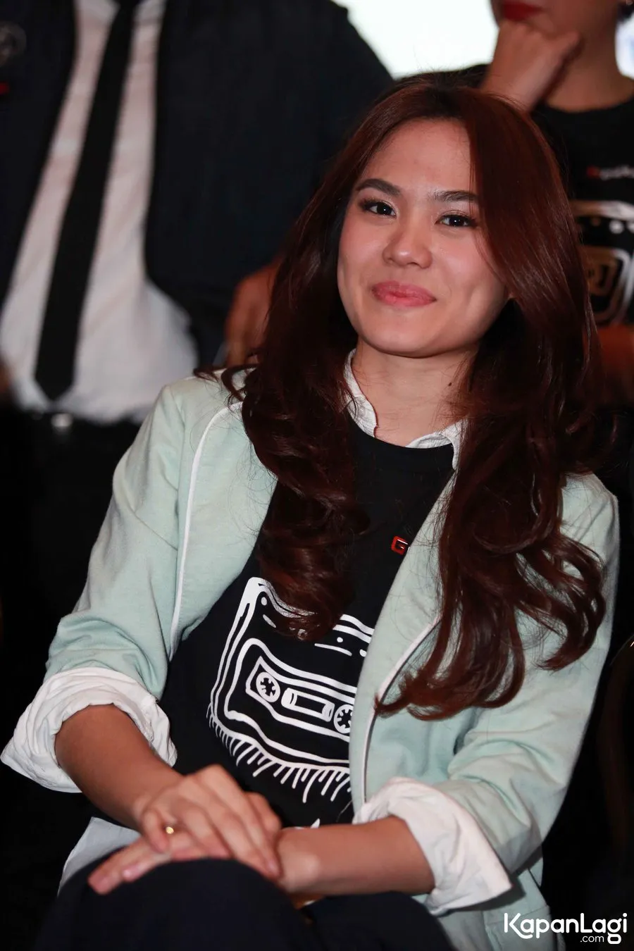 Sheryl perankan Ratna di 'Galih dan Ratna' © KapanLagi.com®/Akrom Sukarya