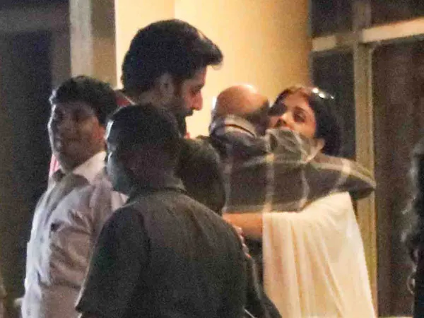 Aishwarya Rai kini cemas dengan kondisi kesehatan ayahnya ©filmibeat