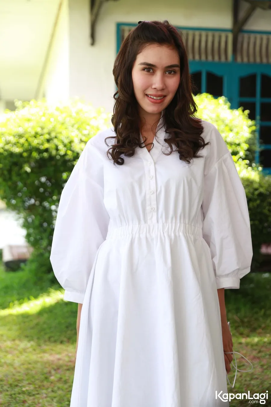 Syahnaz tolak komentari masalah kakaknya © KapanLagi.com®/Akrom Sukarya