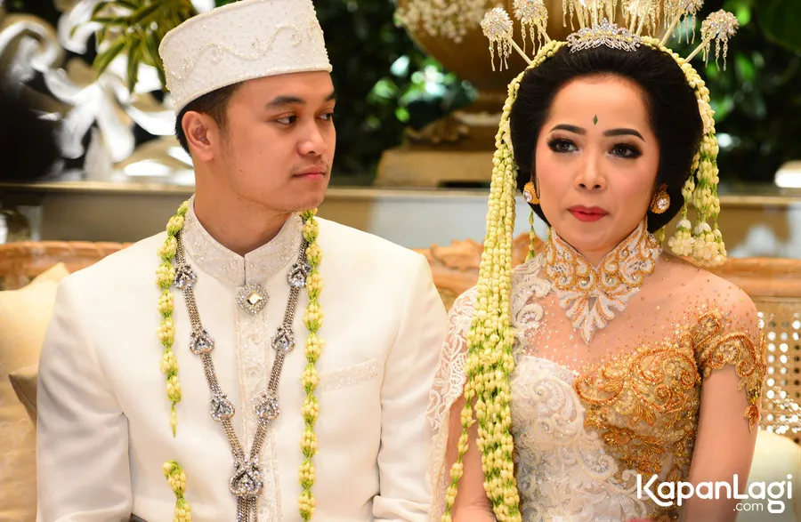 Karina Salim mengaku berpuasa selama 10 hari berturut-turut untuk meyakinkan bahwa Aldy adalah belahan jiwanya © KapanLagi.com/Bayu Herdianto