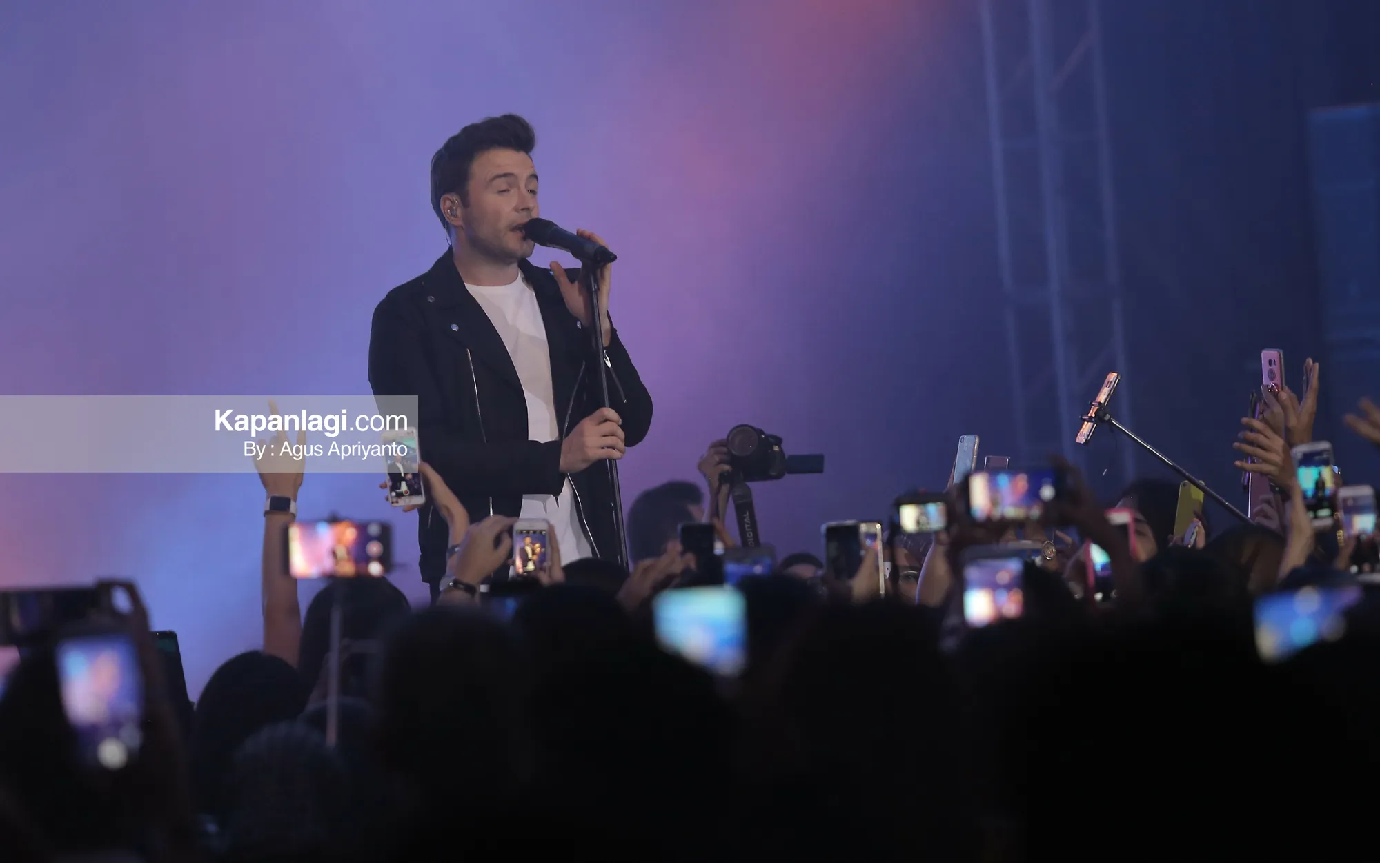 Manajer Westlife pun mengungkap kalau ia lebih nyaman melihat boyband kawakan itu dengan 4 orang saja © KapanLagi.com/Agus Apriyanto