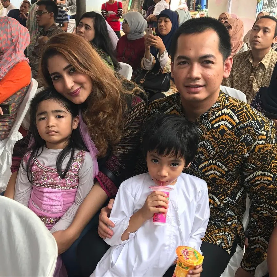 Dari pernikahannya dengan Tania, Tommy Kurniawan mendapatkan dua orang anak © instagram.com