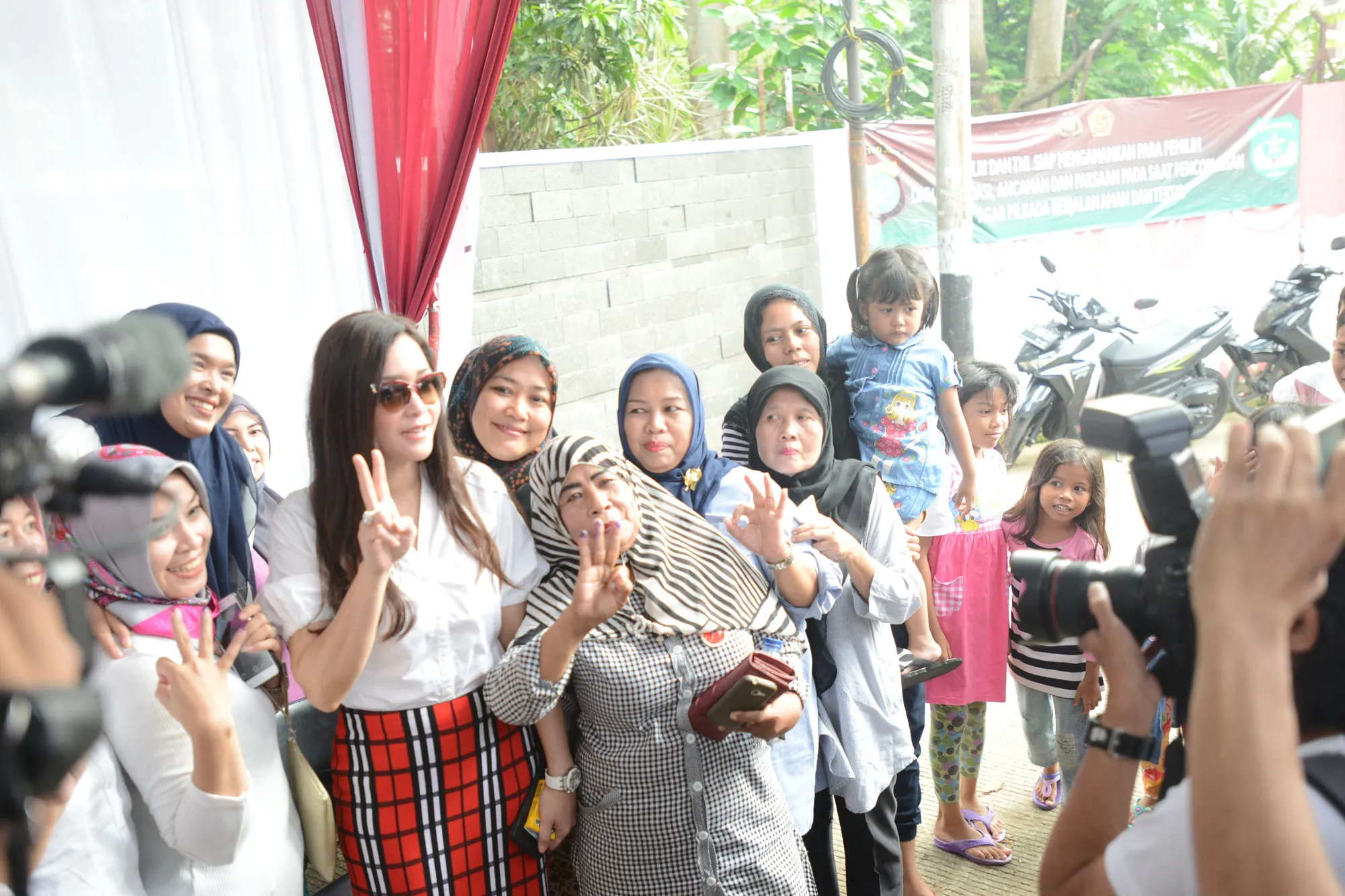 Maia Estianty berharap calon Pemimpin yang baru bisa membuat Kota Jakarta menyaingi negara-negara maju lainnya © KapanLagi.com/Bayu Herdianto
