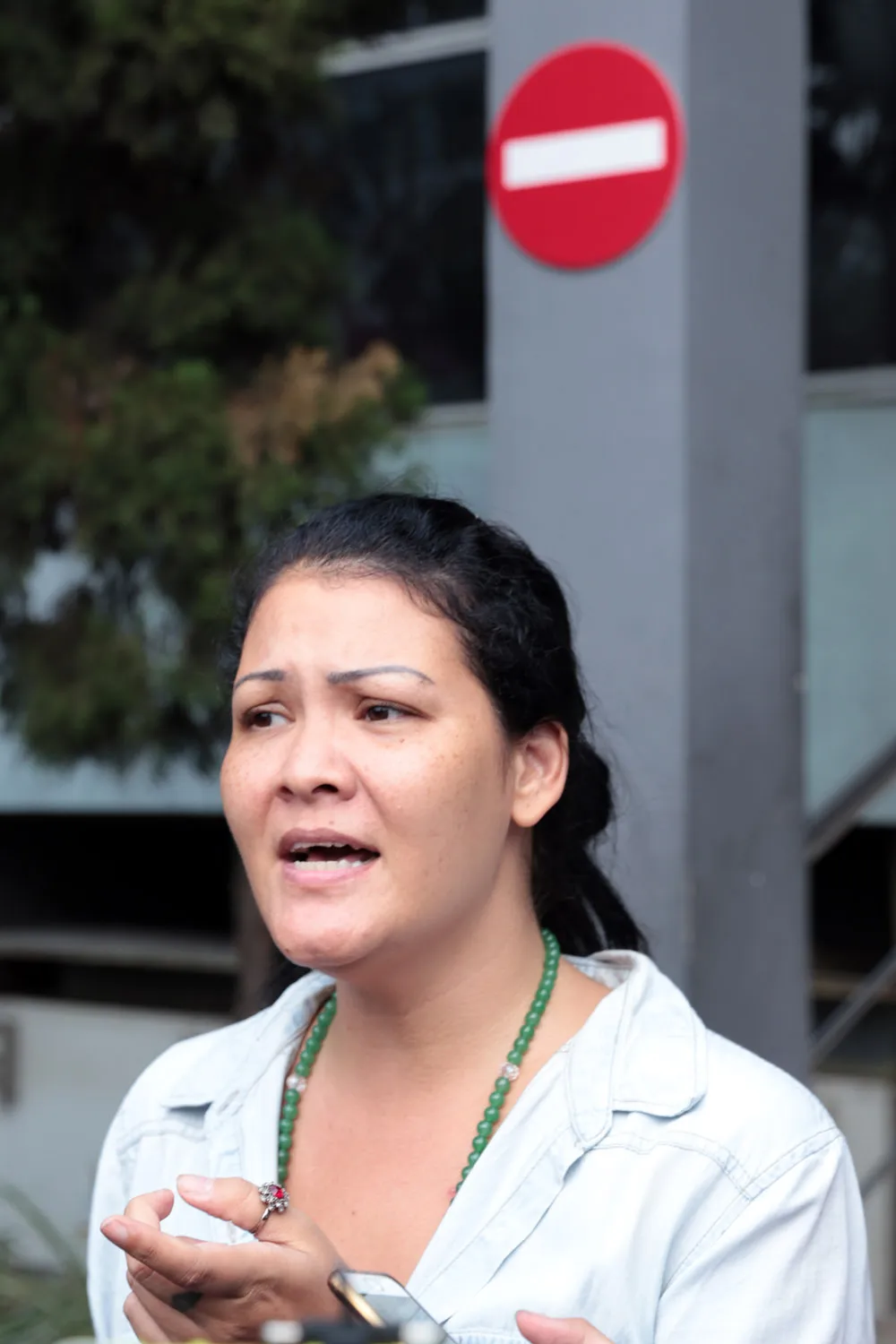 Melanie Subono mengambil langkah nyata melaporkan Doni Herdaru karena menelantankan anjingnya © KapanLagi.com/Bayu Herdianto