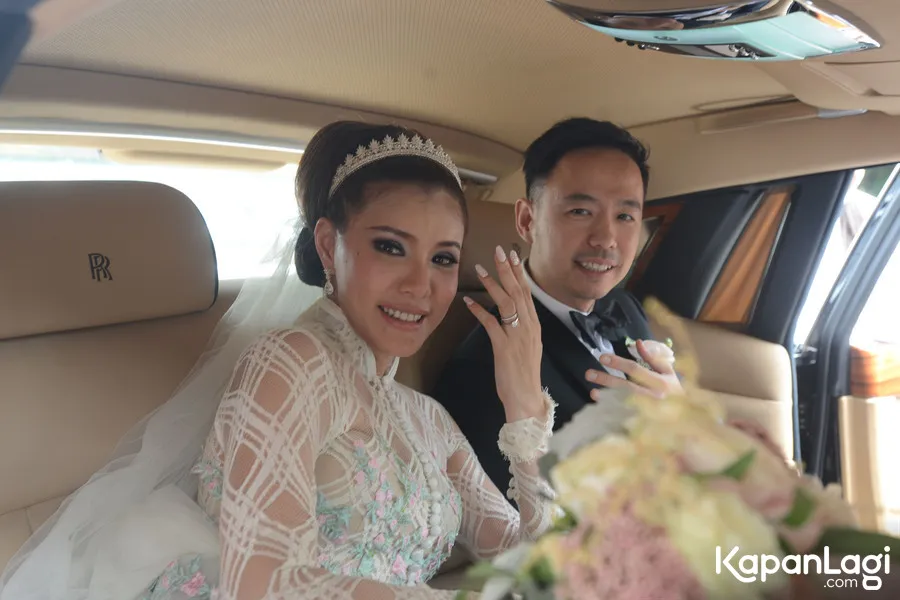 Olga Lydia ungkap kalau dari dulu ingin menikah di Katedral. © KapanLagi.com/Bayu Herdianto
