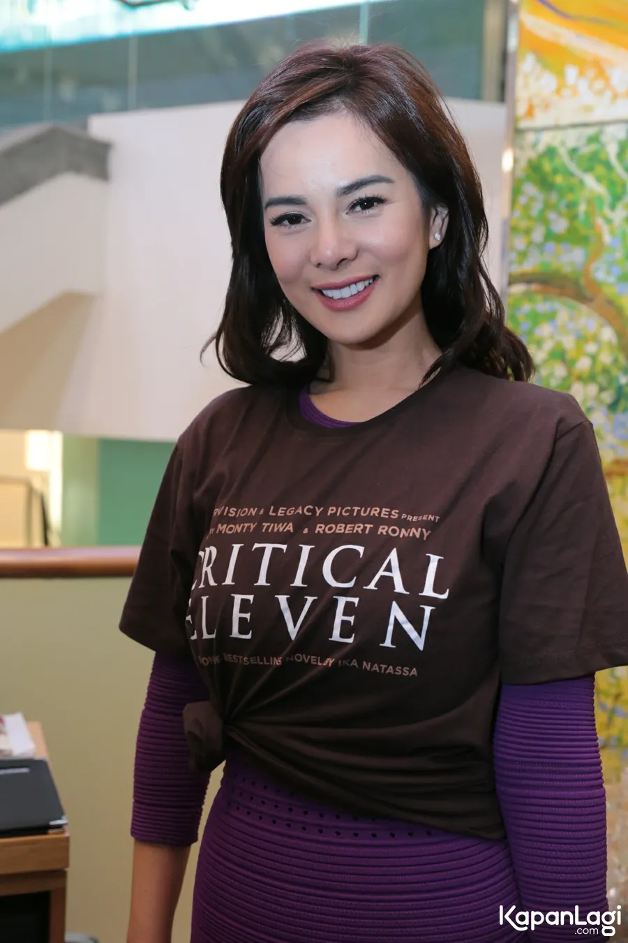 Astrid Tiar katakan selalu bahagia adalah rahasia dirinya untuk tetap tampil cantik © KapanLagi.com/Agus Apriyanto