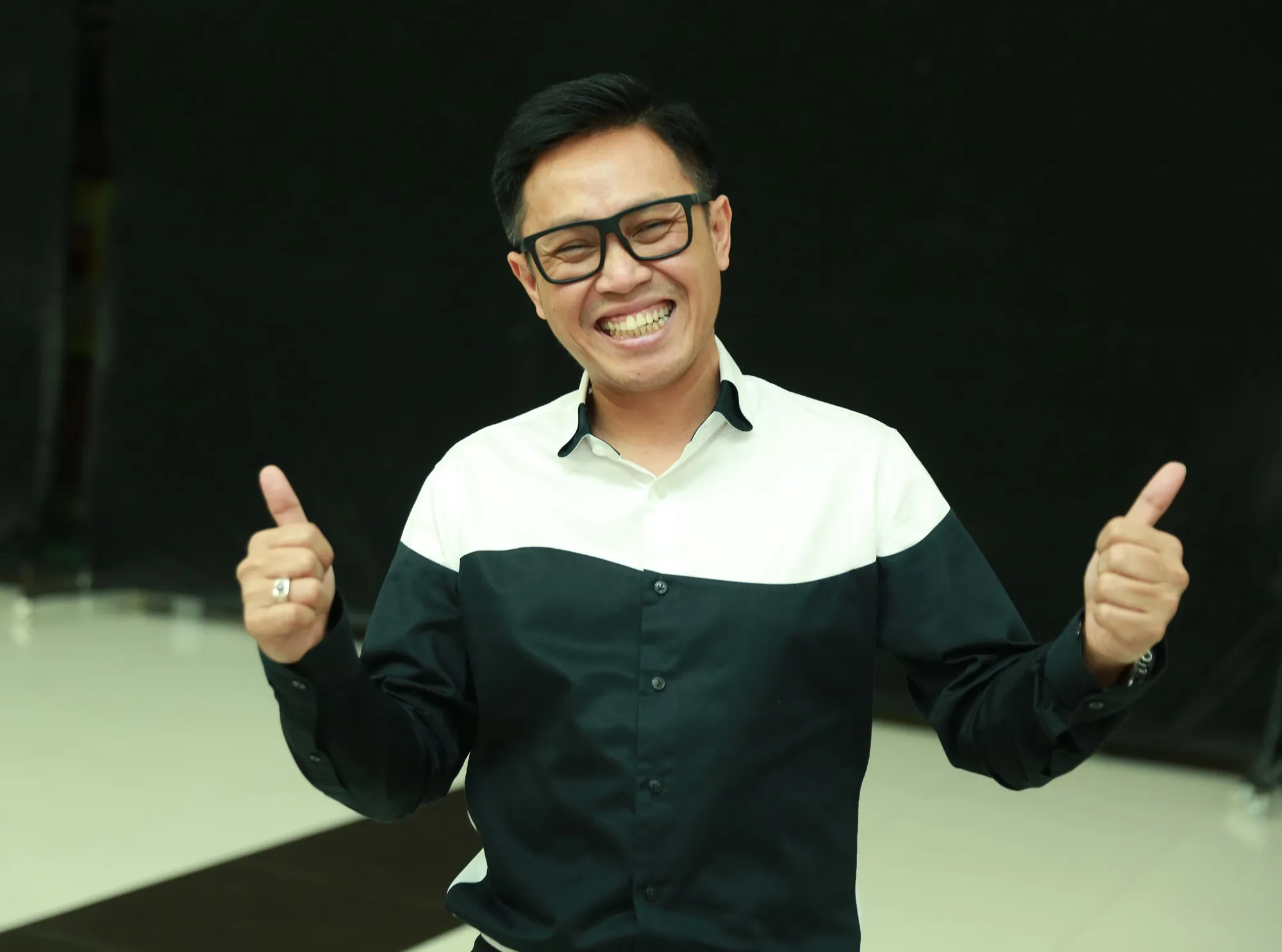 Eko bantu Caisar untuk dapat kerjaan lagi © KapanLagi.com®/Akrom Sukarya