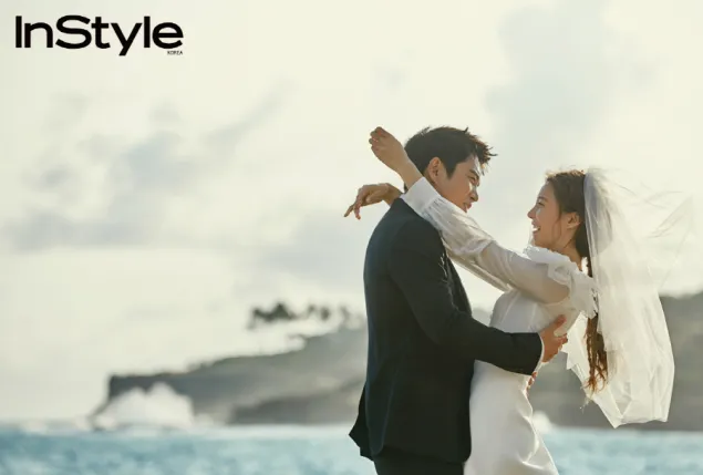 Joo Sang Wook dan Cha Ye Ryun saat pemotretan di Hawaii. ©InStyle