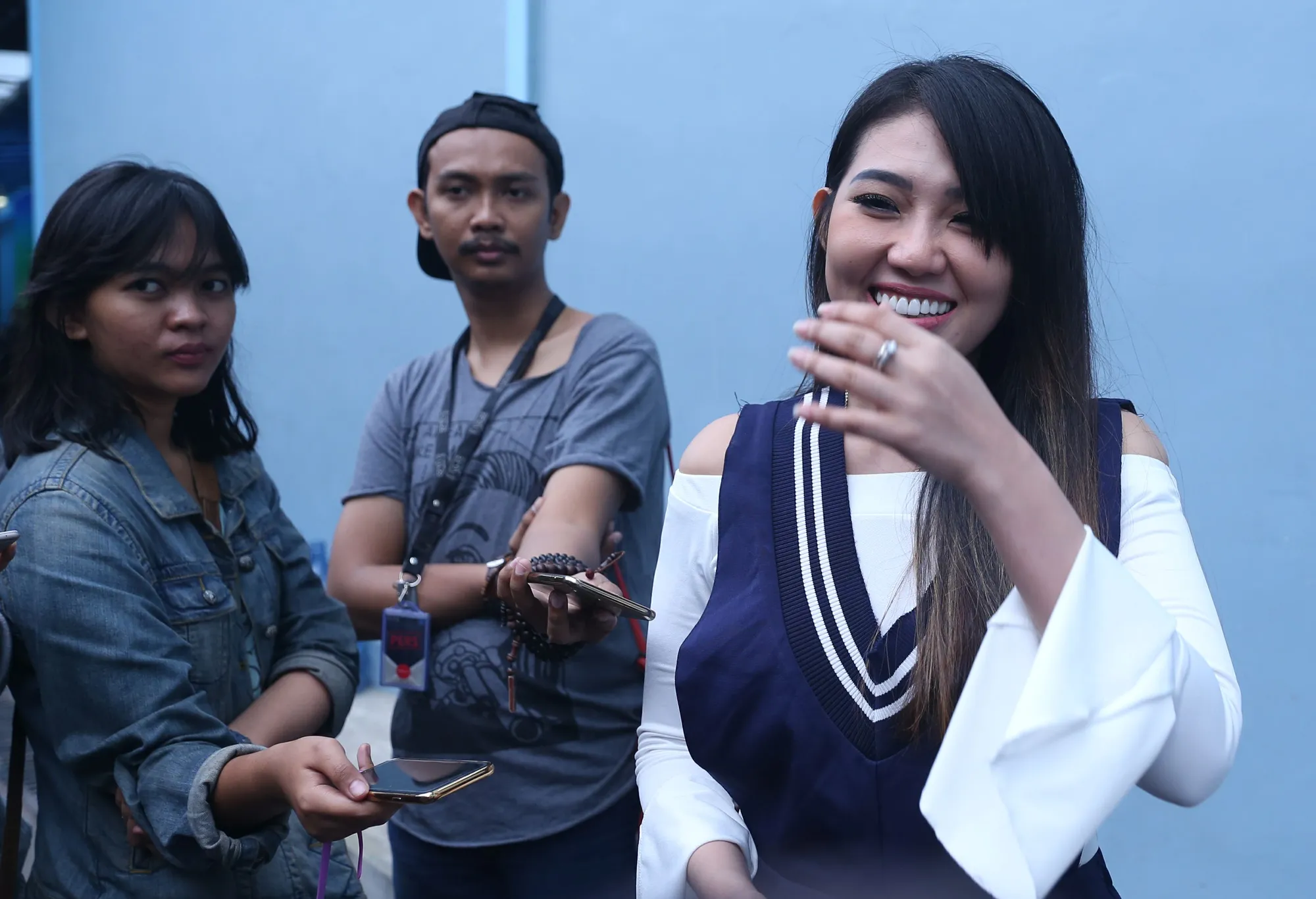 Tak ada masalah dengan Ayu Ting Ting, Via Vallen mengembalikan penilaian pada masyarakat © KapanLagi.com/Agus Apriyanto