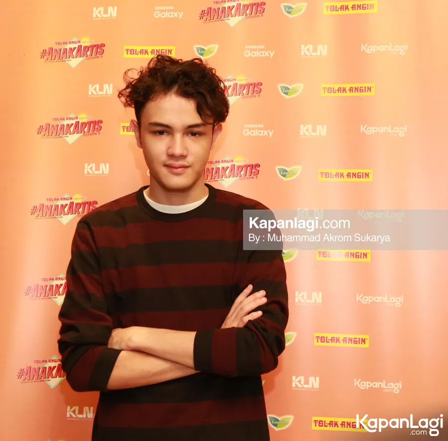 Shawn berasa punya anak / Credit: KapanLagi - Akrom Sukarya