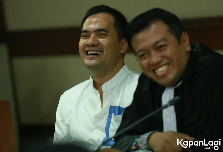 Bang Ipul kini jadi tahanan KPK © KapanLagi.com®/Agus Apriyanto