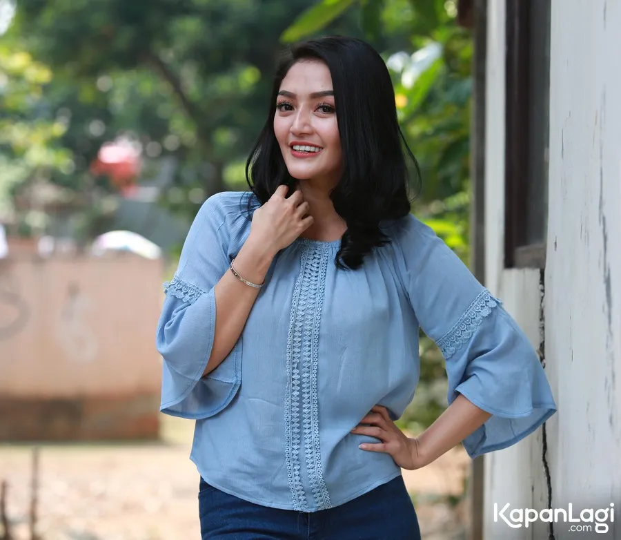 Siti Badirah sudah satu tahun menjomblo. © KapanLagi.com/Muhammad Akrom Sukarya