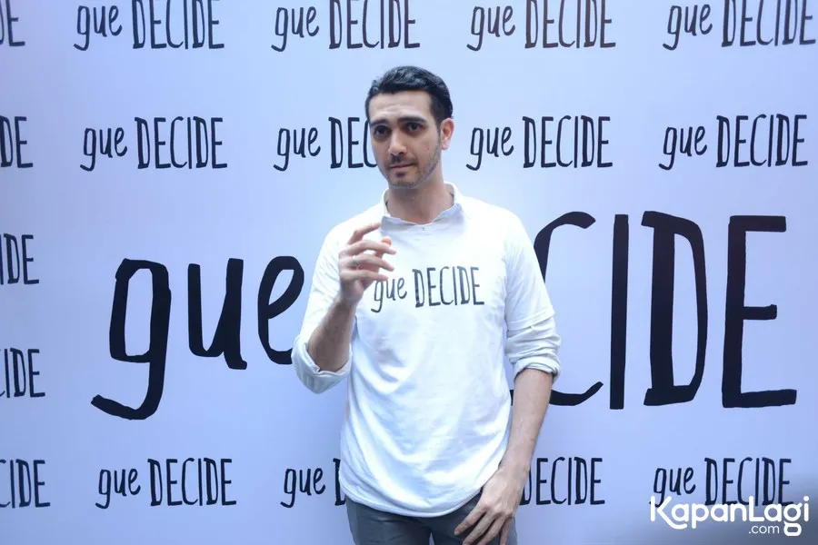Fachri Albar merasa tertarik dengan ide orisinil web series GUE DECIDE © KapanLagi.com/Bayu Herdianto