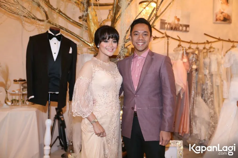 Sheza dan pacar tinggal menunggu hari © KapanLagi.com®/Agus Apriyanto