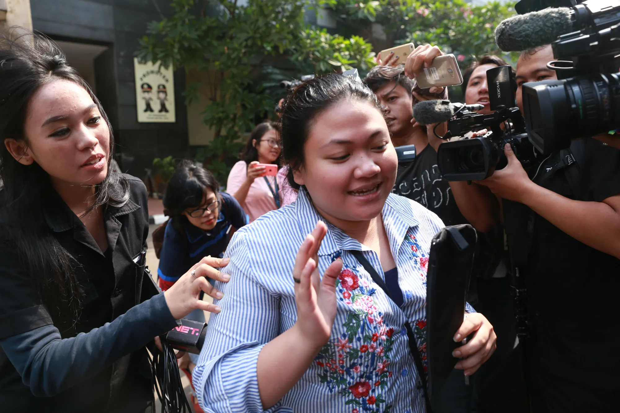 Nia Daniati dilaporkan temannya atas kasus penipuan dan penggelapan dana yang mencapai 61 juta rupiah © KapanLagi.com/Agus Apriyanto