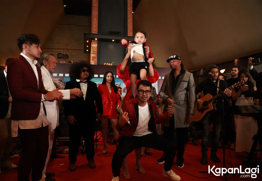 Serunya gala premiere RAFATHAR. © KapanLagi.com/Muhammad Akrom Sukarya