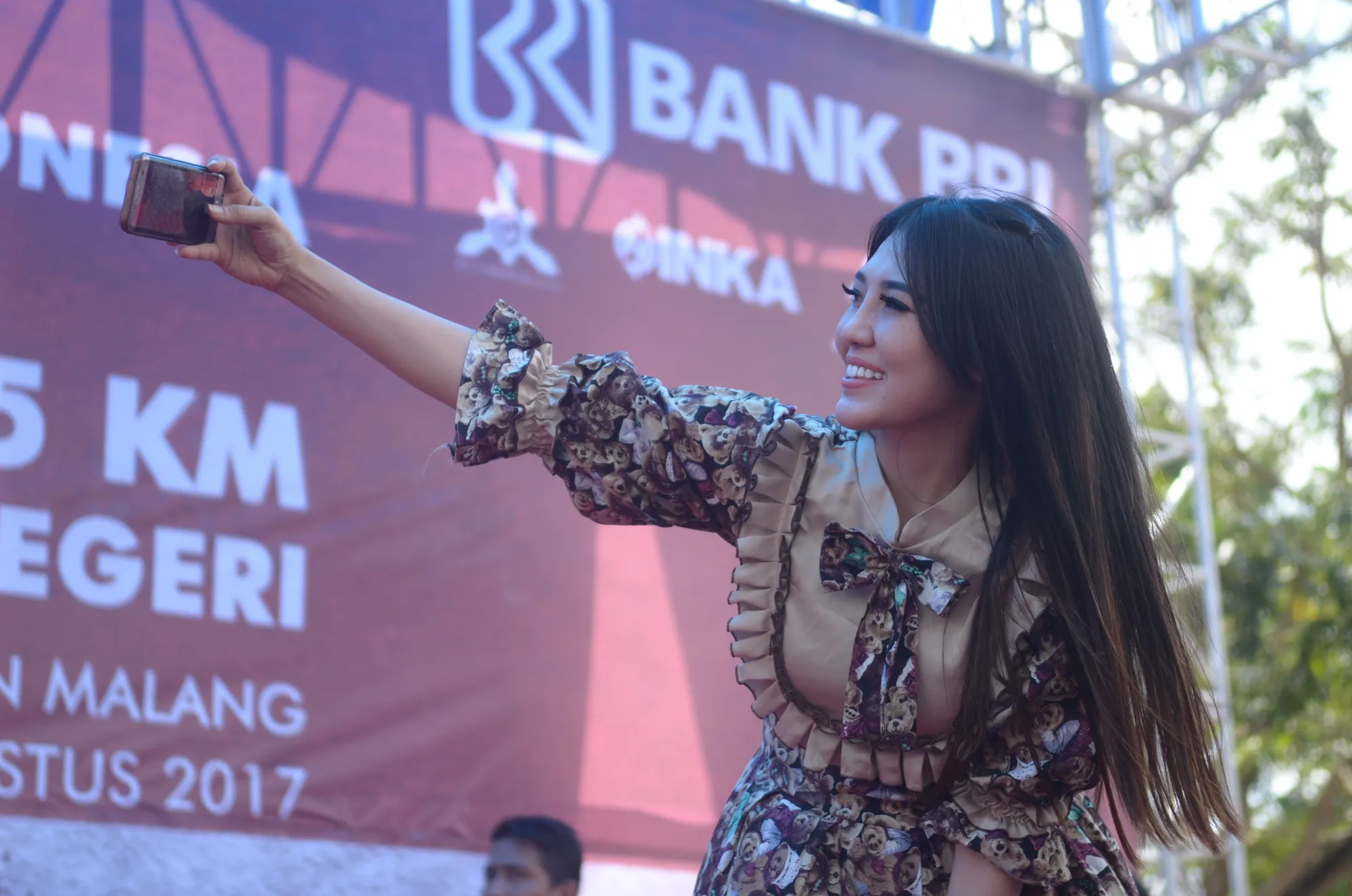 Butuh waktu sekitar satu tahun hingga publik bisa menikmati dan menyanyikan lagu 'Sayang' © KapanLagi.com/Abel Risang