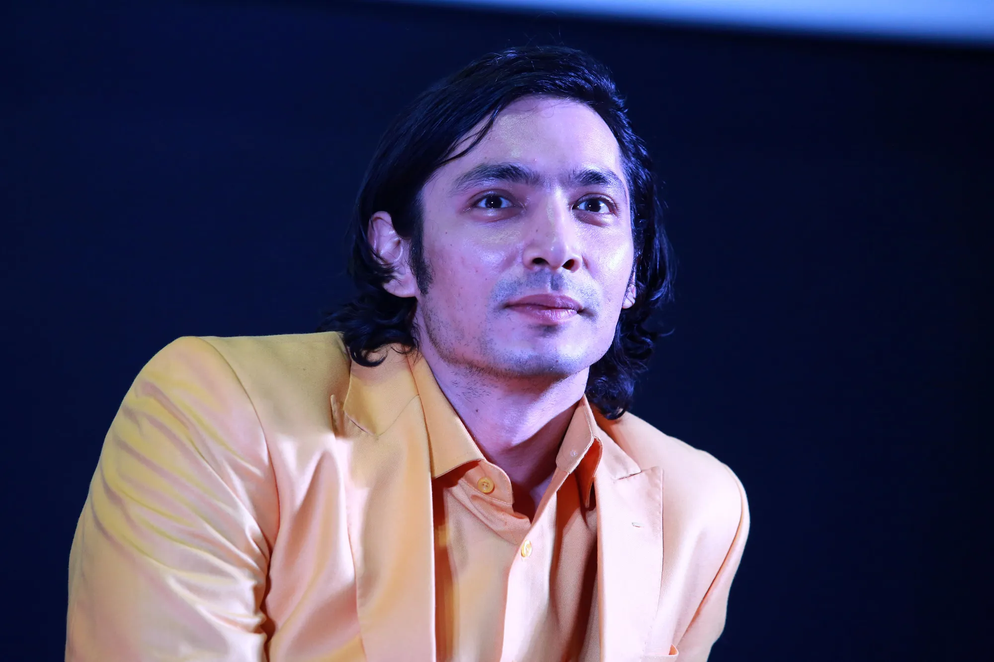 Ketika macet, Abimana Aryasatya lebih suka mendengarkan musik dari Raisa © KapanLagi.com/Muhammad Akrom Sukarya