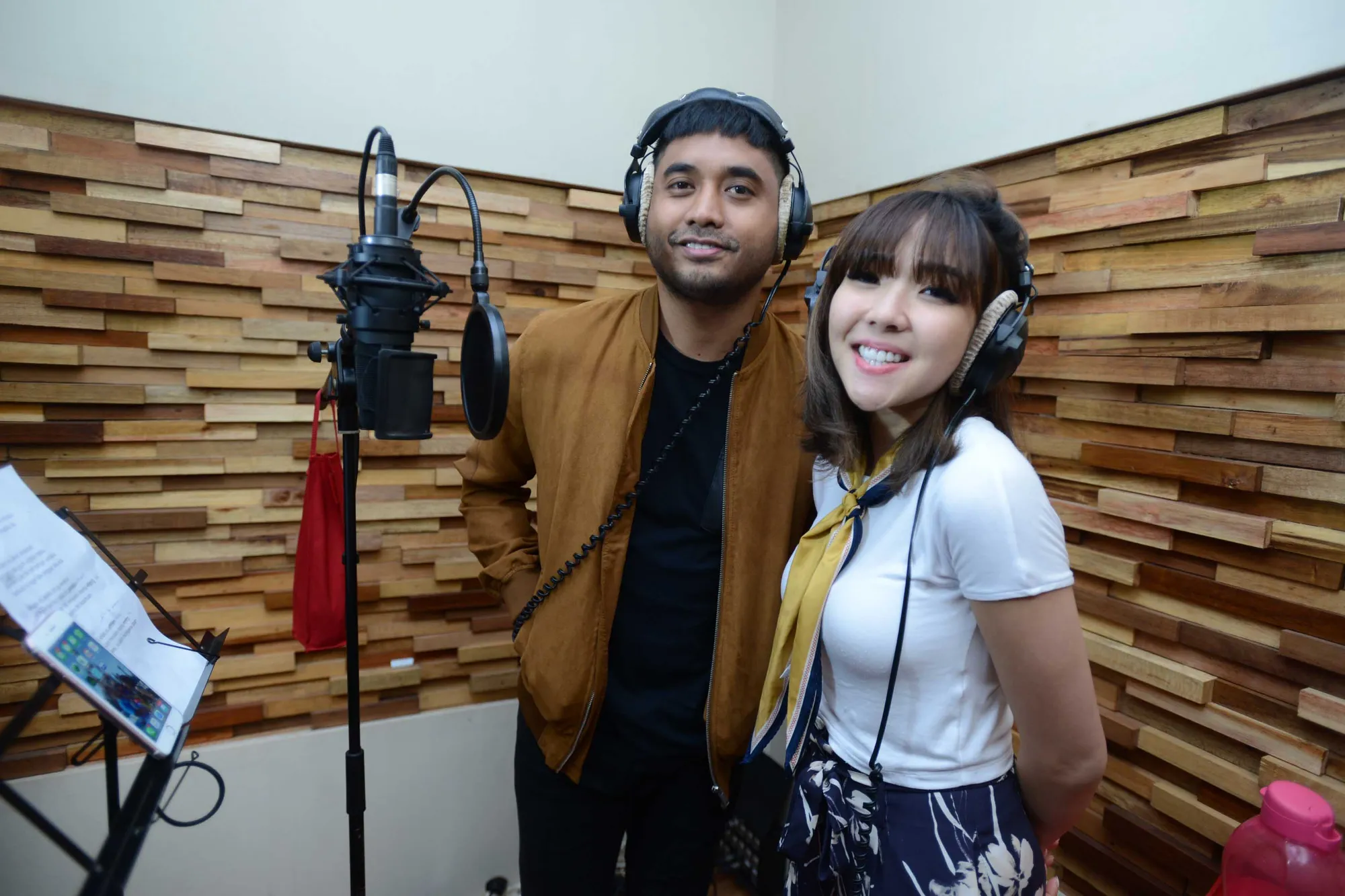 Rayen yakin karakter vokal Gisel sesuai dengan harapannya pada lagu 'Mendua' © KapanLagi.com/Bayu Herdianto