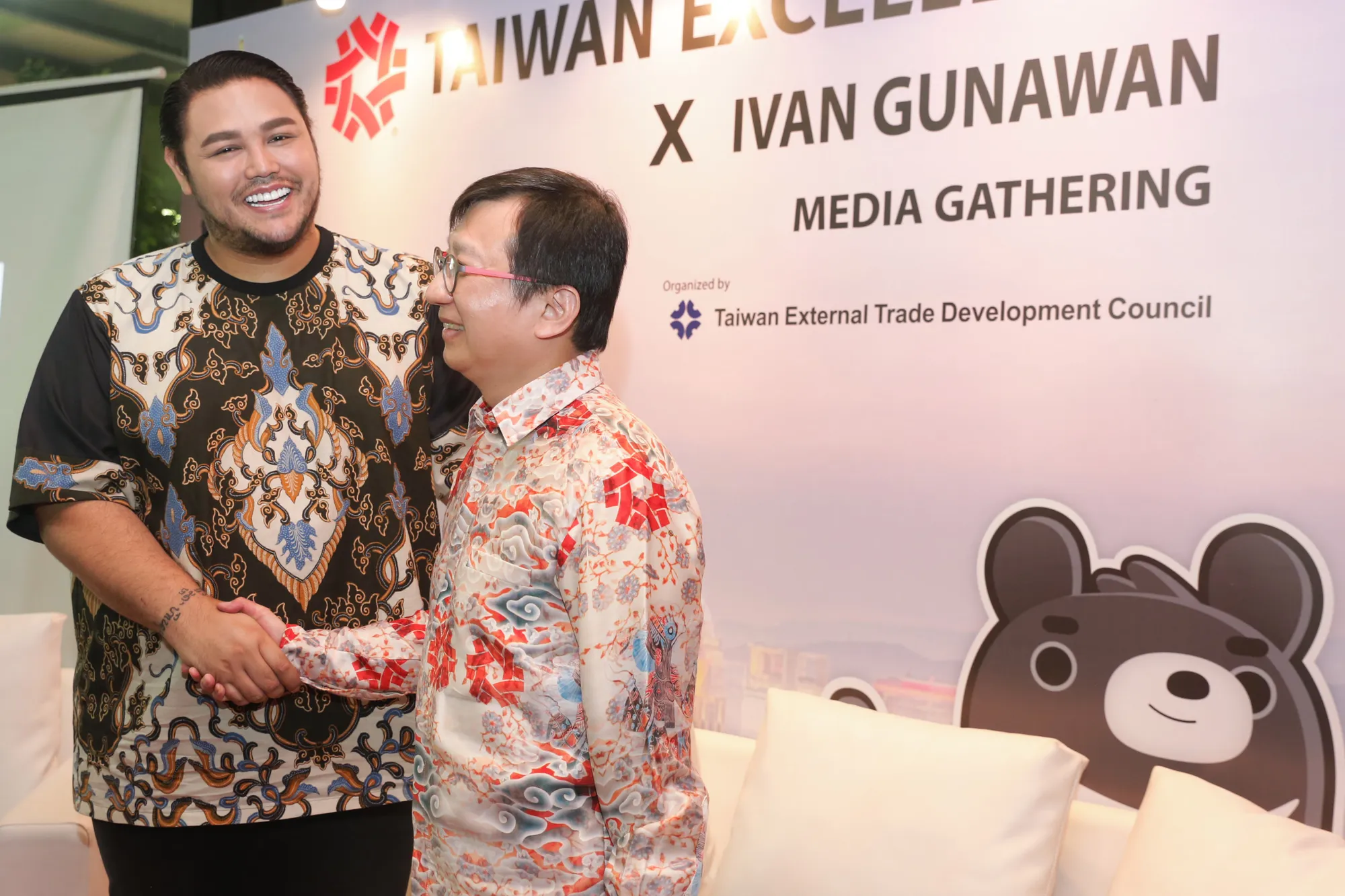 Talenta Ivan Gunawan dalam dunia fashion design kini dilirik oleh negara lain © KapanLagi.com/Budy Santoso