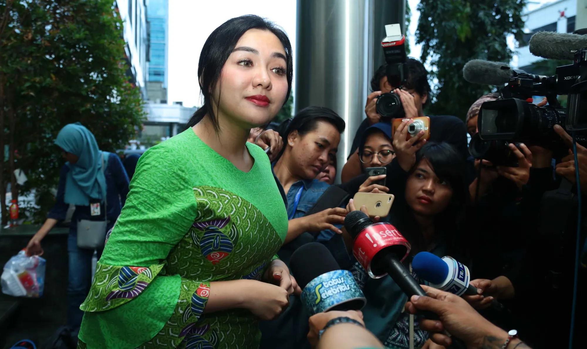 Vicky Shu akui bulan madunya sedikit terganggu dengan adanya pemeriksaan ini © KapanLagi.com/Muhammad Akrom Sukarya