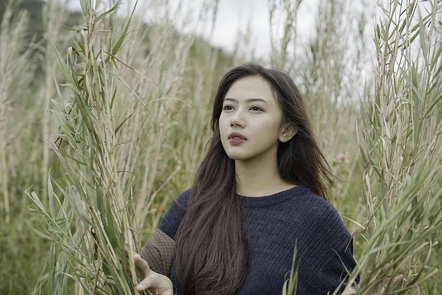 Suci Patia putri Gatot Brajamusti yang sempat kena bully di socmed. © Instagram/suci.patia