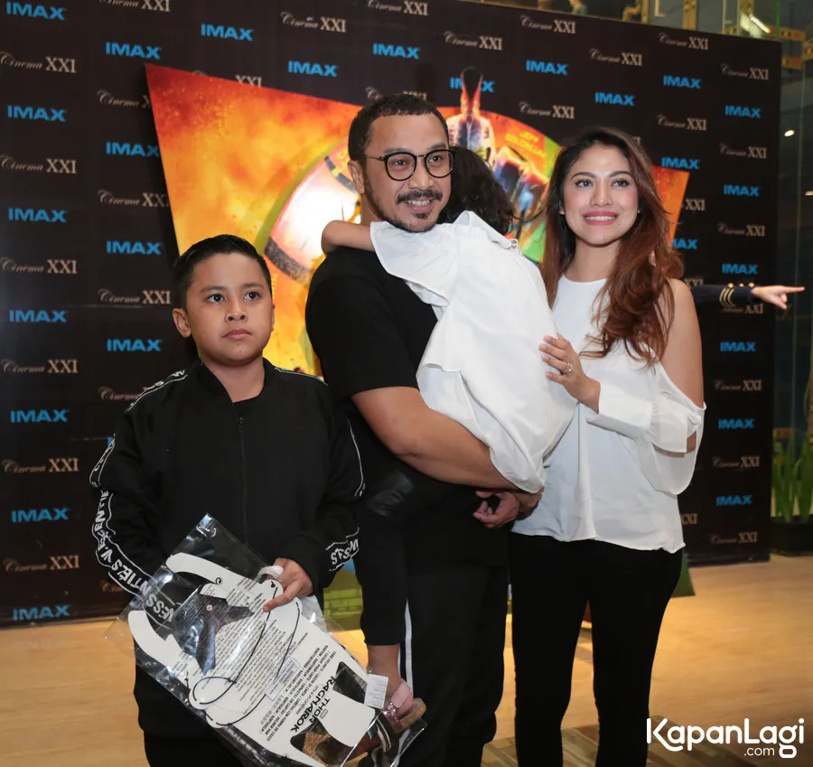 Cynthia lebih manja ke Giring © KapanLagi.com®/Akrom Sukarya