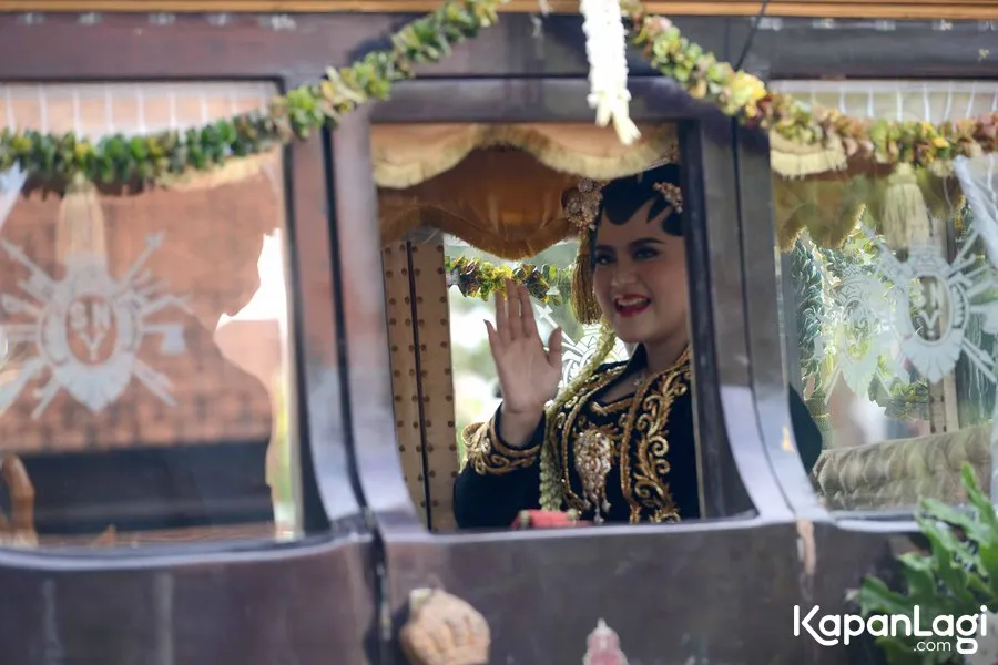 Kahiyang Ayu dan Bobby Nasution pilih pergi bulan madu di Indonesia. © KapanLagi.com/Bayu Herdianto