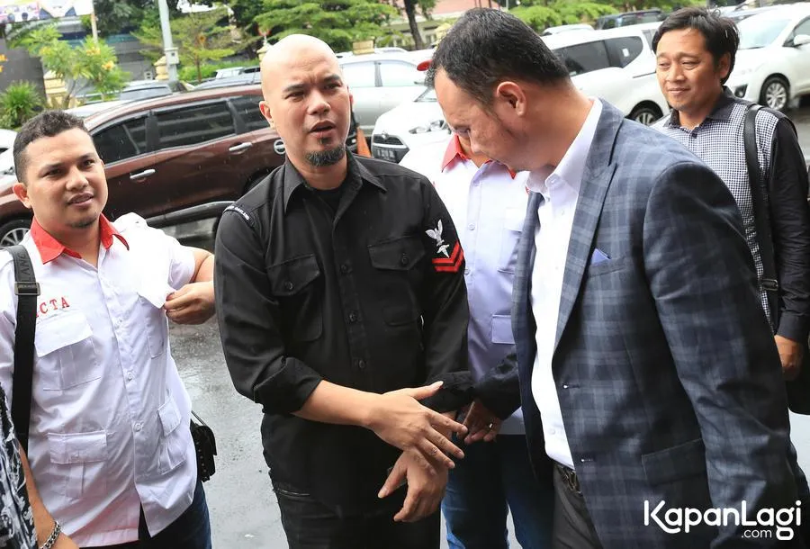 Ahmad Dhani diperiksa selama dua hari karena cuitan di sosial media. © KapanLagi.com/Agus Apriyanto