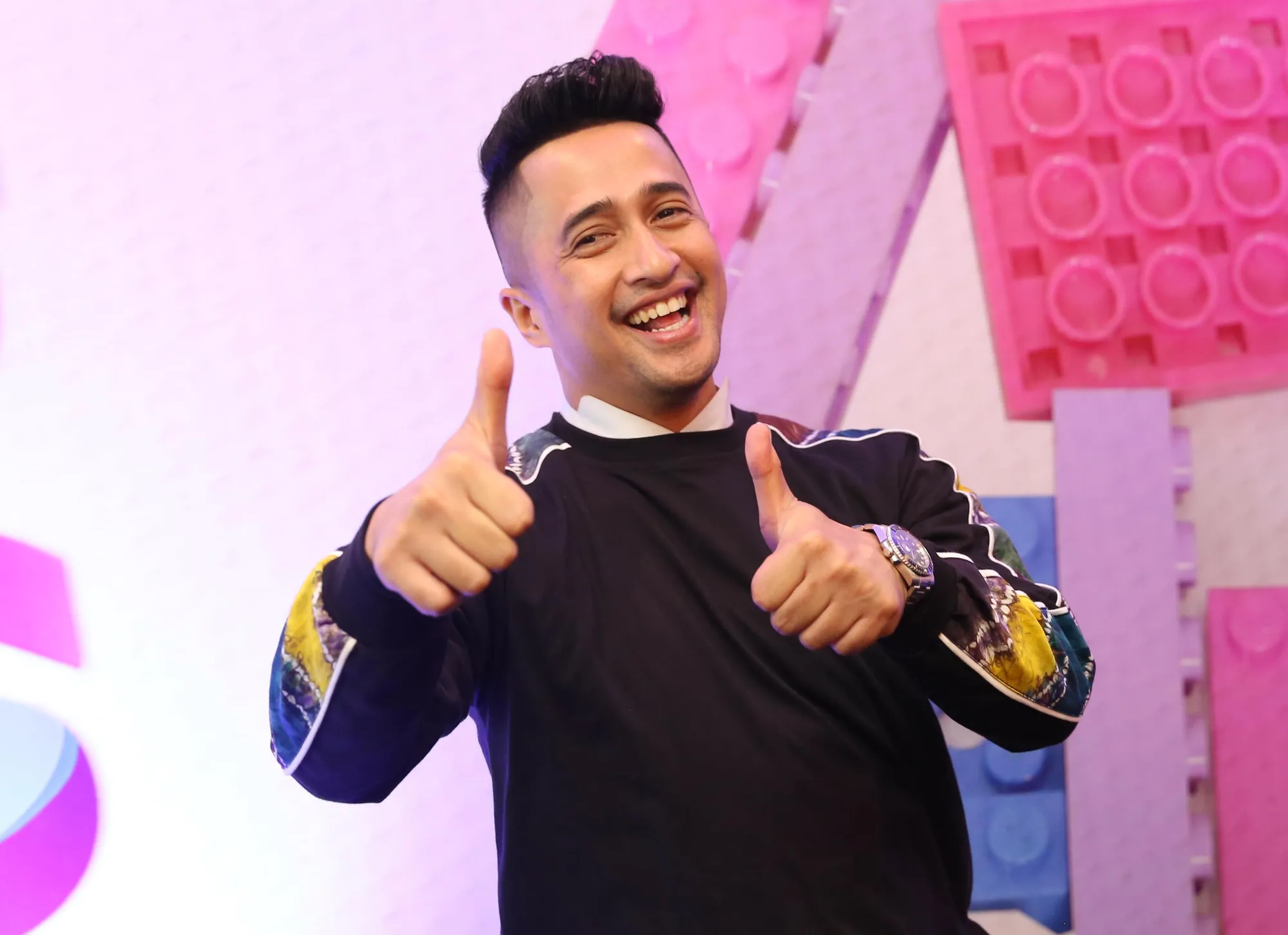 Irfan Hakim dan Istrinya punya kenangan spesial tersendiri dengan angka '7' © KapanLagi.com/Agus Apriyanto