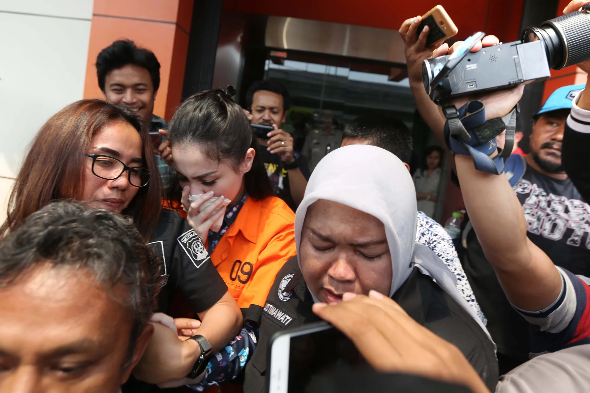 Pemasok narkoba Jennifer Dunn belum tertangkap @KapanLagi.com/Budy Santoso