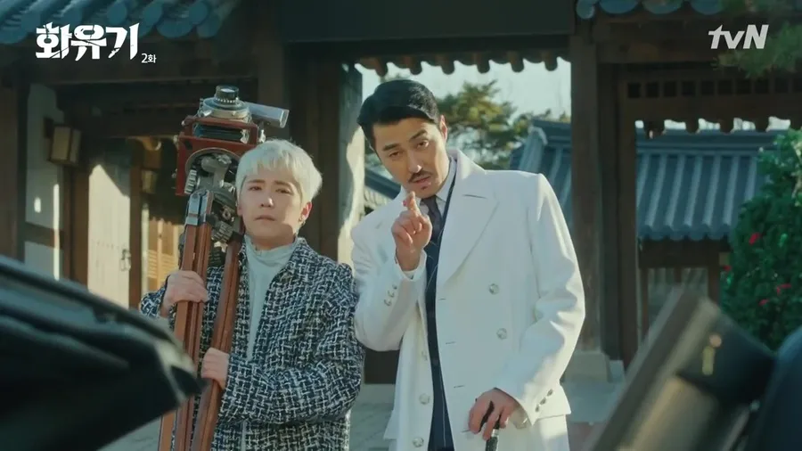 Semua karakter dari novel JOURNEY TO THE WEST disulap menjadi sosok yang modern, dari seleb populer hingga CEO perusahaan. © tvN