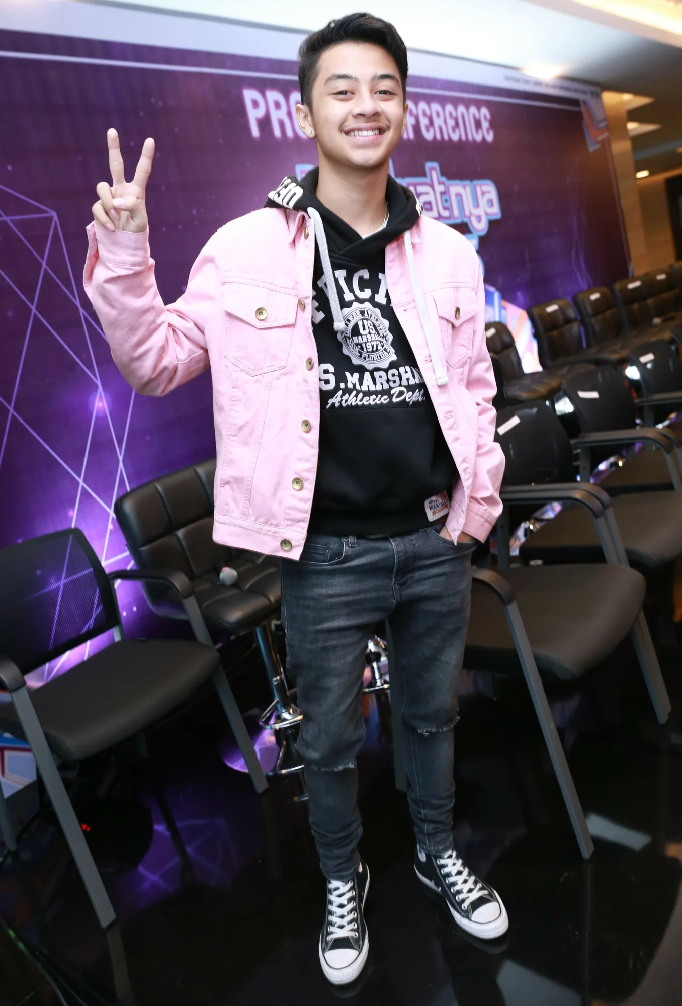 Meski sering tampil sebagai host, Bastian tegaskan tak akan tinggalkan dunia menyanyi © KapanLagi.com/Agus Apriyanto