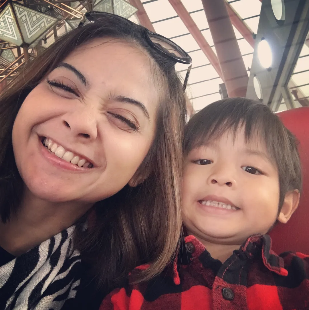 Kedekatan Tiwi dan sang buah hati © Instagram/tentangtiwi