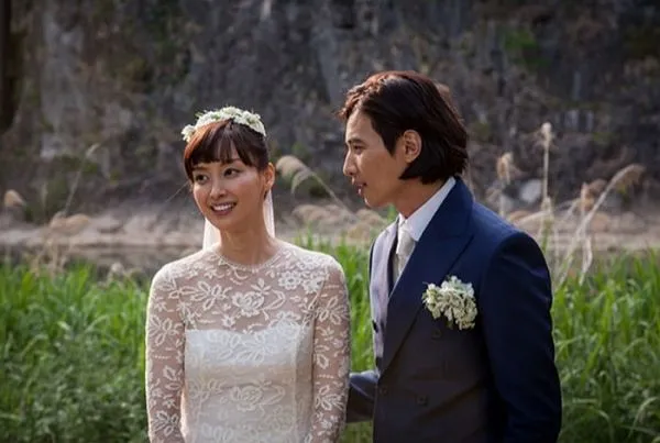 Won Bin dan Lee Na Young menikah diam-diam di tahun 2015. © dispatch.co.kr