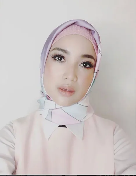 Chacha kini berhijab! / Credit: Instagram - chafrederica