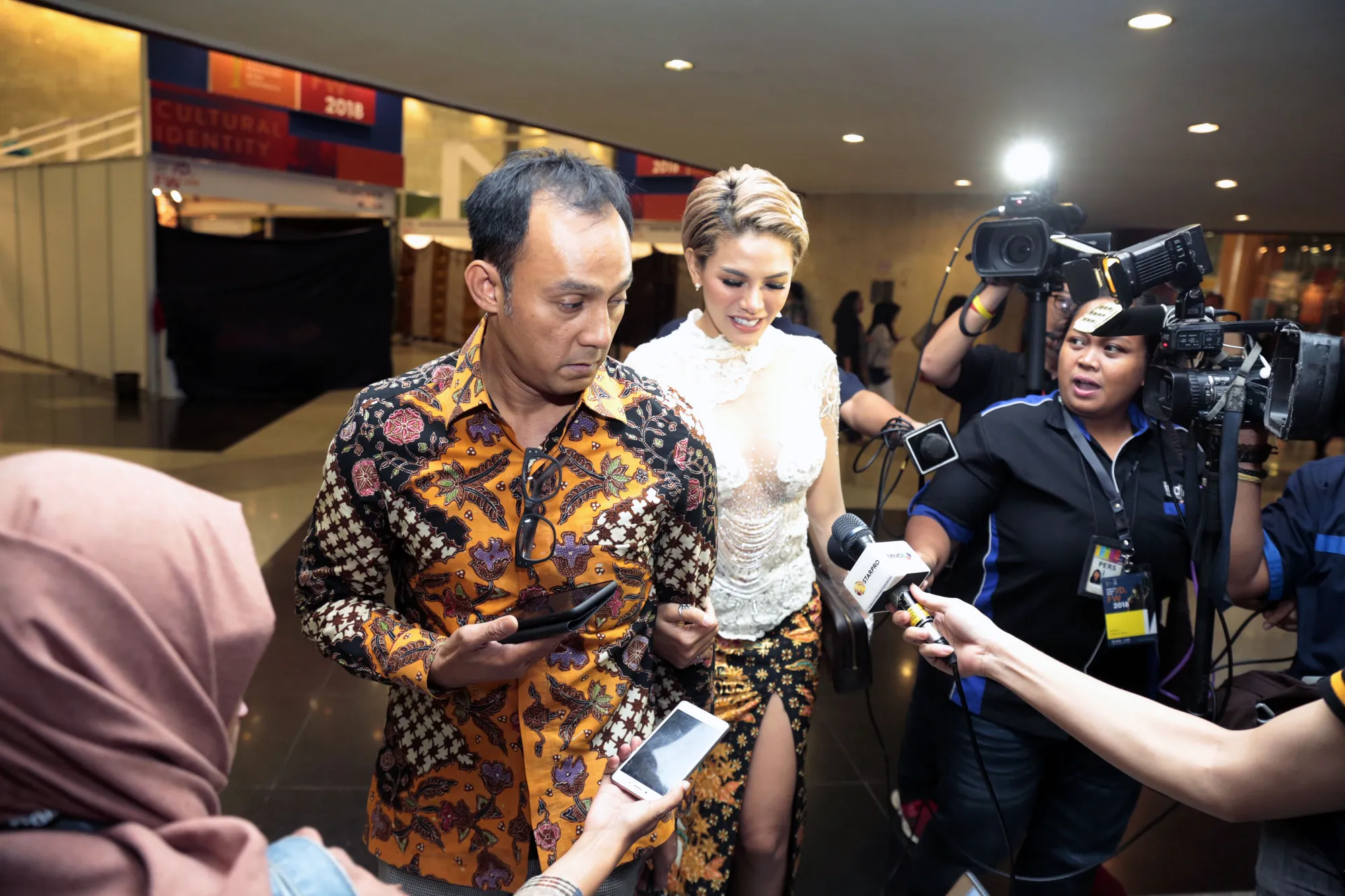 Banyak hal positif yang Nikita Mirzani rasakan dengan kehadiran Dipo Latief dalam hidupnya © KapanLagi.com/Muhammad Akrom Sukarya